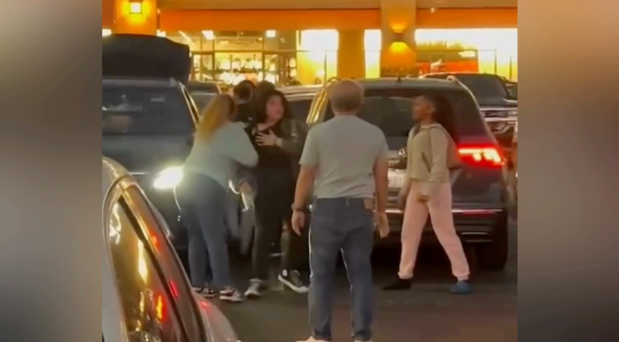 منافذ القلعة الاعتداء والسرقة