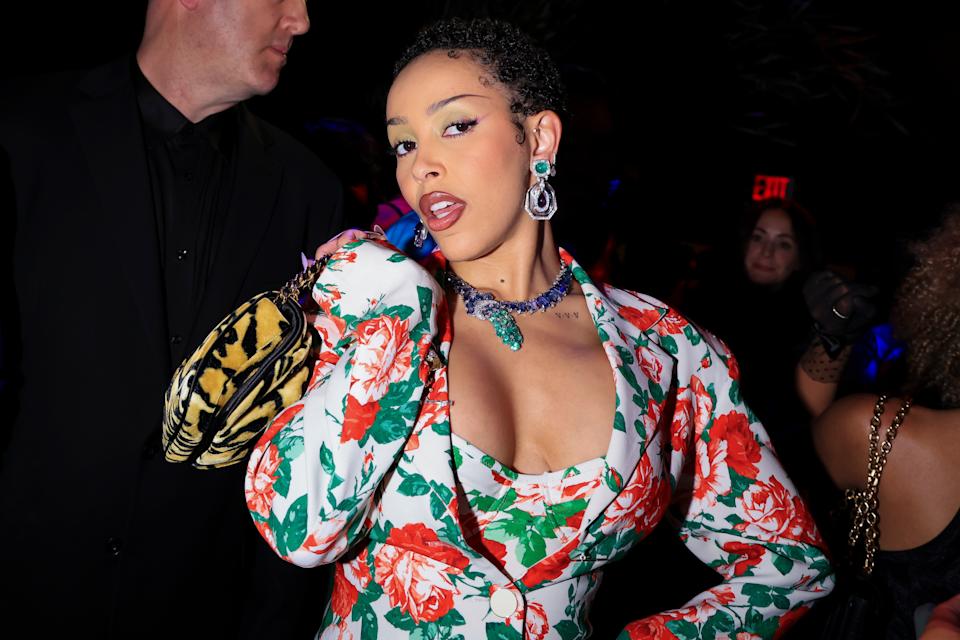 Doja Cat في Met Gala Afterparty في Casa Cipriani.