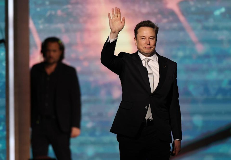 قام Musk حليف ترامب بتجميع ادعاءات