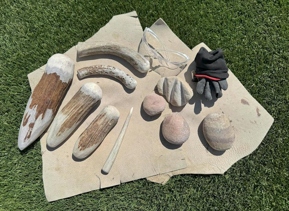 مجموعة أدوات FlintKnapper.