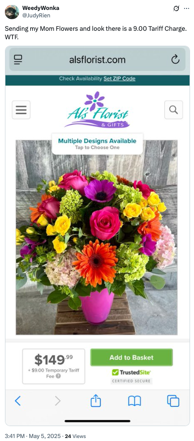 لقطة شاشة موقع Florist التي تعرض باقة بقيمة 149.99 دولارًا مع رسوم تعريفة إضافية بقيمة 9 دولارات. رأس: "إرسال زهور أمي وانظر هناك رسوم تعريفة 9.00. WTF."