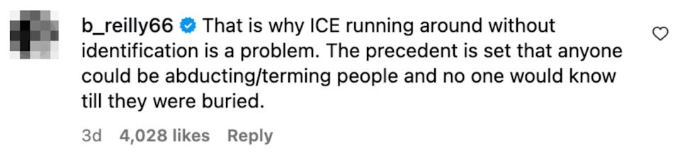 تعليق يناقش المخاوف حول عملاء ICE العاملين دون تحديد هوية ، وتسليط الضوء على مخاطر الاختطاف وعدم المساءلة
