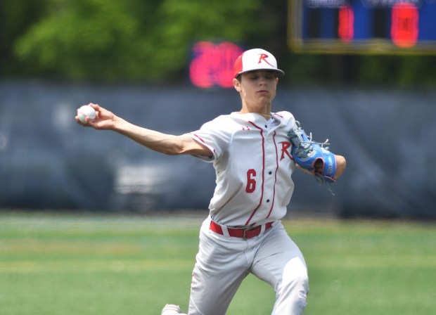 درو Cisney's Holy Redeemer ضد Tri-Valley في جامعة ويلكس ...