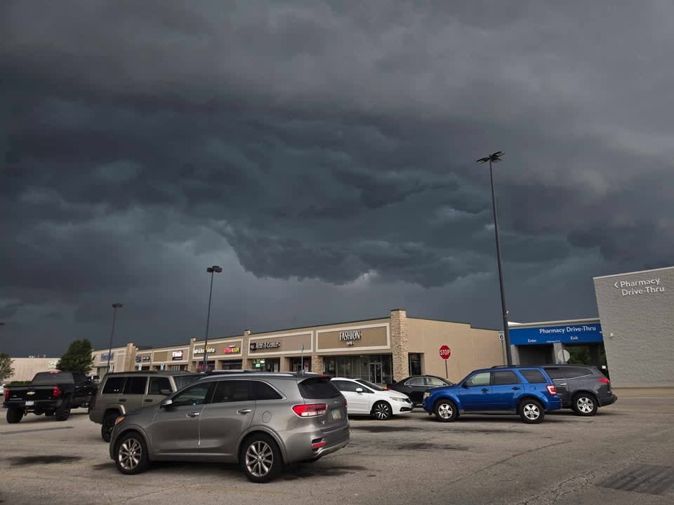 الغيوم العاصفة في بيكا
