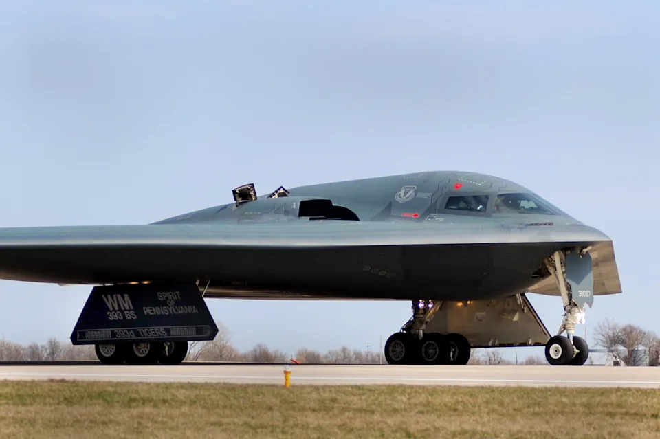تم تنفيذ الإضرابات من قبل B-2 Spirit Bombers. /هو جديد/رويترز/كيني هولستون/القوات الجوية الأمريكية صورة/نشرة