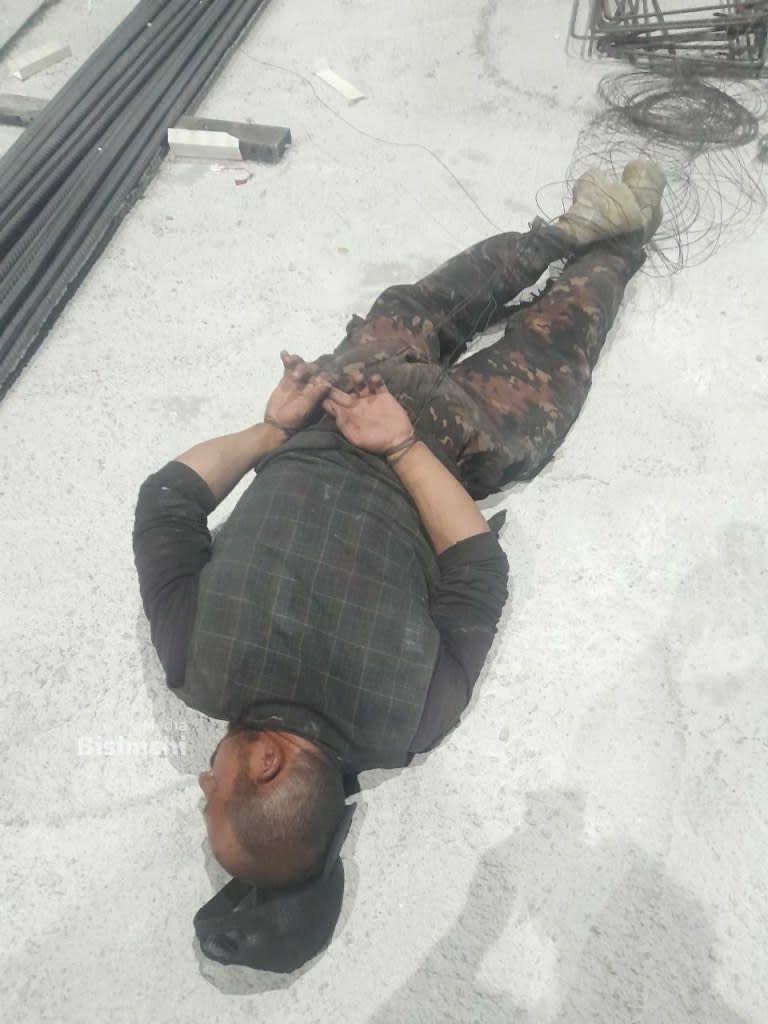 اعتقلت إيران المشتبه بهم في ما تدعي أنه كان هجمات جديدة من داخل البلاد من قبل الناشرين المرتبطين بالموساد. (اضغط على التلفزيون)