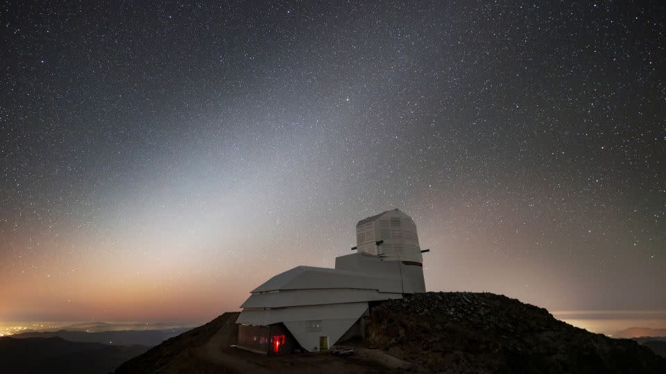 سيقوم مرصد Vera C. Rubin ، الموجود في تل Tololo بالقرب من La Serena ، Chile ، بمسح سماء الليل خلال مهمتها التي استمرت 10 سنوات ويمكن أن يوسع فهم العلماء بشكل كبير لسحابة Oort. - Rubinobs/noirab/slac/nsf/doe/aura/h. Stockebrand