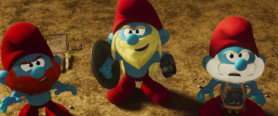 من اليسار: كين ، رون ، وبابا Smurf مع jaunty.