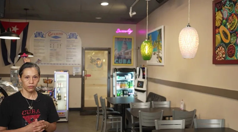 أنابيل جوتيريز هو المالك المشارك لمقهى كايمان ، 120 سو جيفرسون ، وسط مدينة بورتلاند ، يوليو 2025 (كوين)