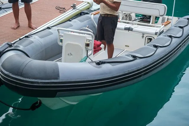 Getty Boat (صورة ألبوم)