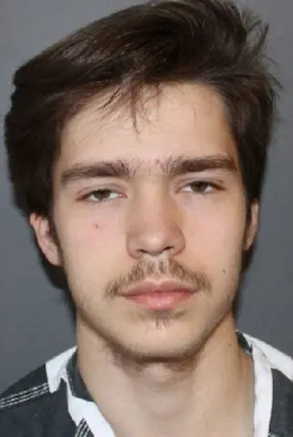 قسم شرطة البنادق/Facebook Tyler Boebert's Mugshot من اعتقاله عام 2024.