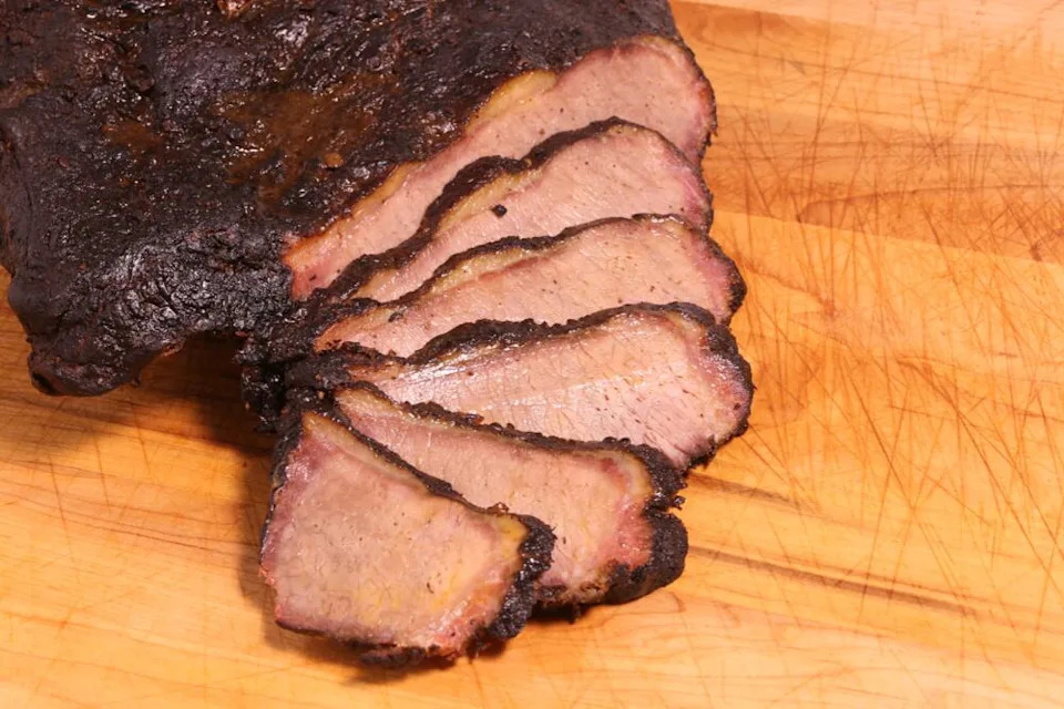 بدأ هذا المتجر في تقديم BBQ ...