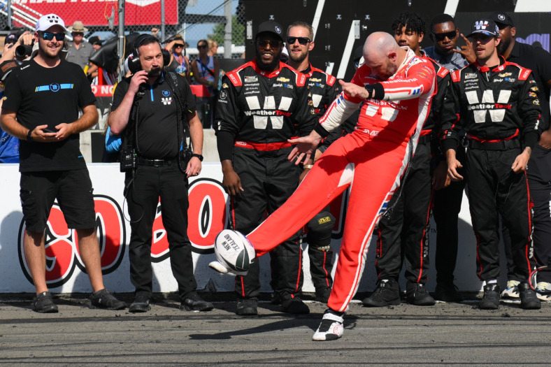 جوائز NASCAR 2025 ، شين فان جيسبرجين