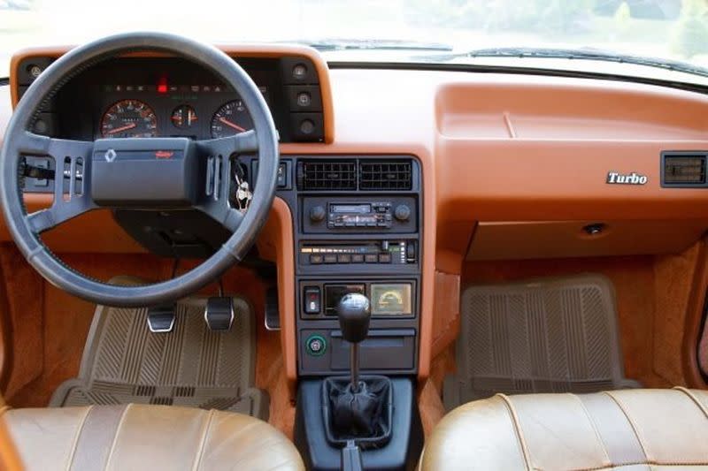 الصورة: Bringatrailer