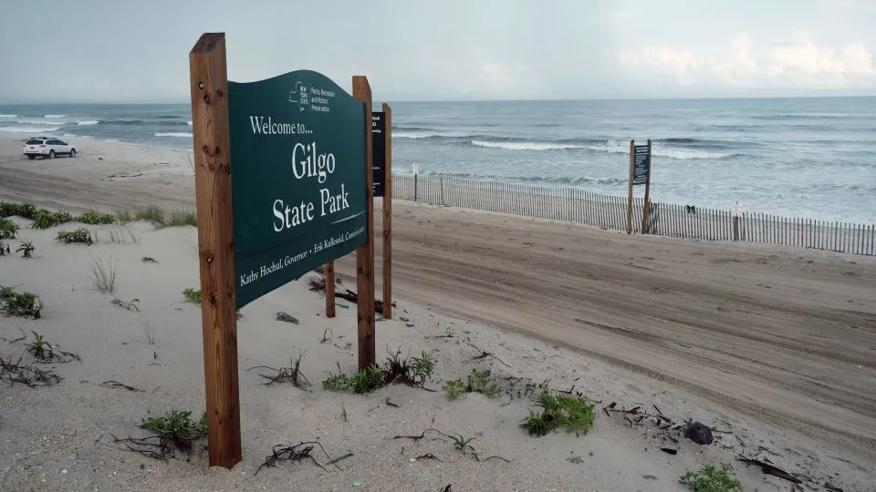 شوهد Gilgo Beach في 18 يوليو 2023 ، في بابل ، نيويورك. - سبنسر بلات/غيتي إيمس