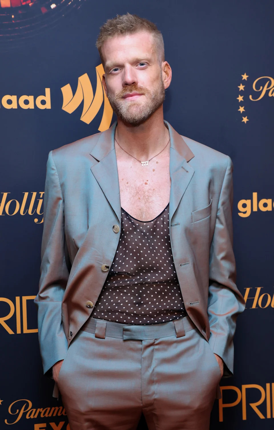 يحضر سكوت هويينغ حفل Hollywood Reporter X Glaad Pride في ويست هوليوود ، كاليفورنيا ، في 11 يونيو (Robin L. Marshall/Getty Images)