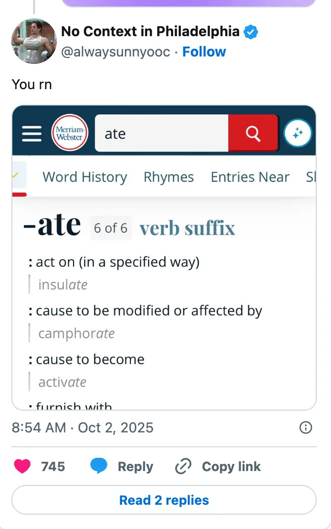 لقطة شاشة من Merriam-Webster تظهر تعريف لاحقة الفعل "-أكل،" بما في ذلك المعاني مثل "عزل" و "مفروشة مع."