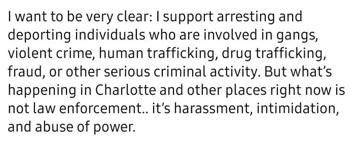 نص يشير إلى معارضة المضايقات والترهيب، ويسلط الضوء على الدعم لاعتقال أعضاء العصابات والمتورطين في جرائم خطيرة