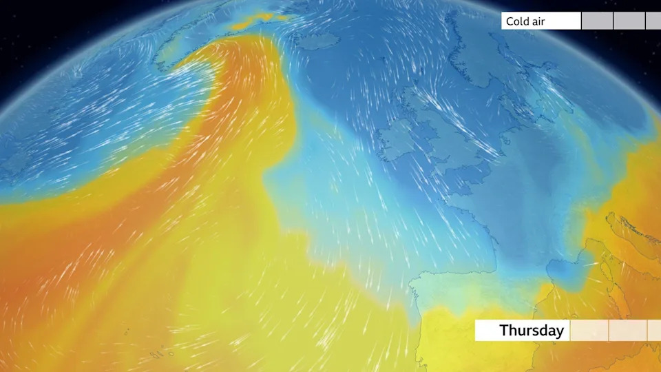 خريطة الرياح للمملكة المتحدة وأيرلندا وأجزاء من أوروبا. يتمركز في المحيط الأطلسي ويظهر هواء القطب الشمالي البارد المظلل باللون الأزرق وهو يشق طريقه إلى أسفل فوق المملكة المتحدة وأيرلندا. يتم تسليط الضوء على الهواء الأكثر دفئًا في أماكن أخرى في أورانج.