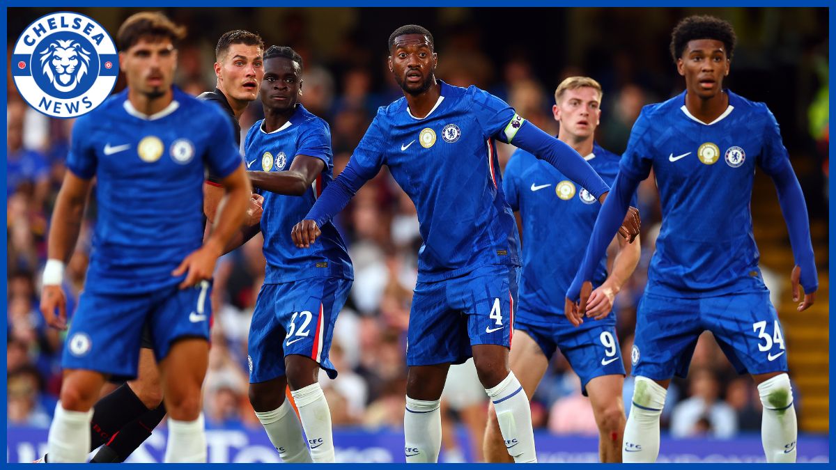 مجموعة عامة من لاعبي تشيلسي تدافع عن ركلة ركنية.