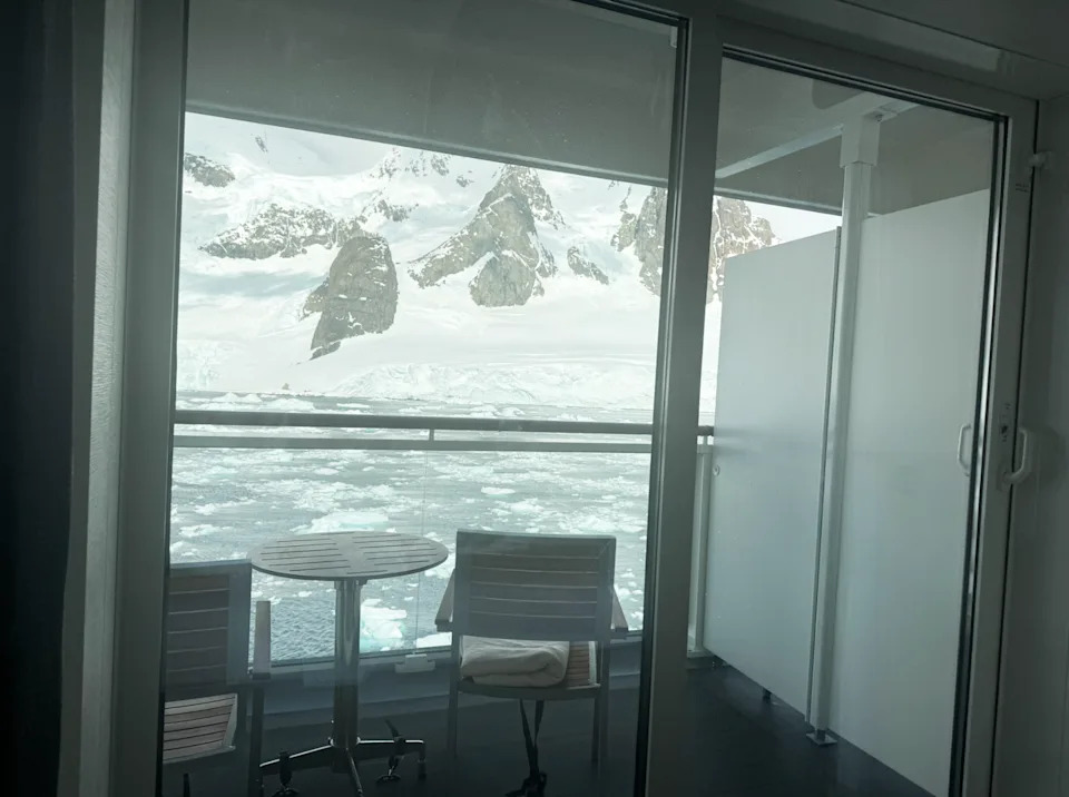 غرفة نوم ناشيونال جيوغرافيك