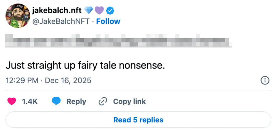 تغريدة من JakeBalchNFT تدعي، "لا يوجد أي أشخاص غير قانونيين يشترون منازل الطبقة المتوسطة. مجرد هراء حكاية خرافية مباشرة." بتاريخ 16 ديسمبر 2025