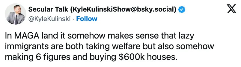 تغريدة من Secular Talk تشكك في وجهات النظر المتناقضة حول حصول المهاجرين على الرعاية الاجتماعية وكسب دخل مرتفع