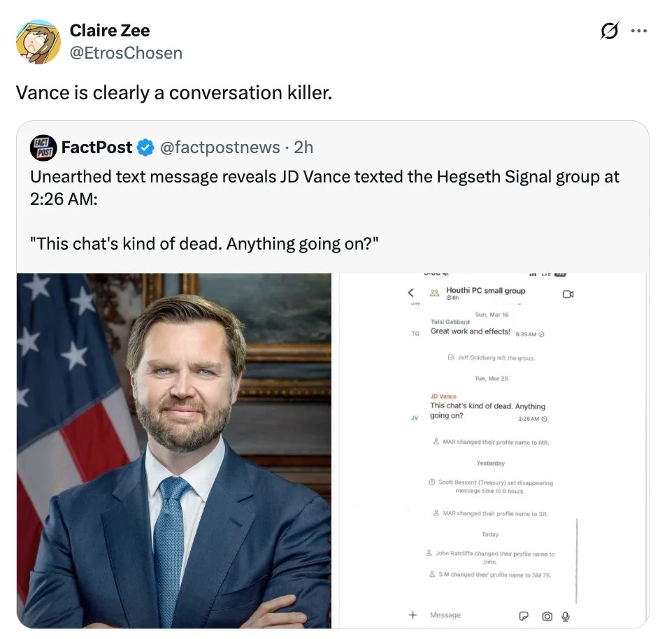 تغريدة من كلير زي تمزح حول نص JD Vance الذي يقول، "هذه الدردشة ميتة نوعًا ما. أي شيء يحدث؟" على لقطة شاشة FactPost