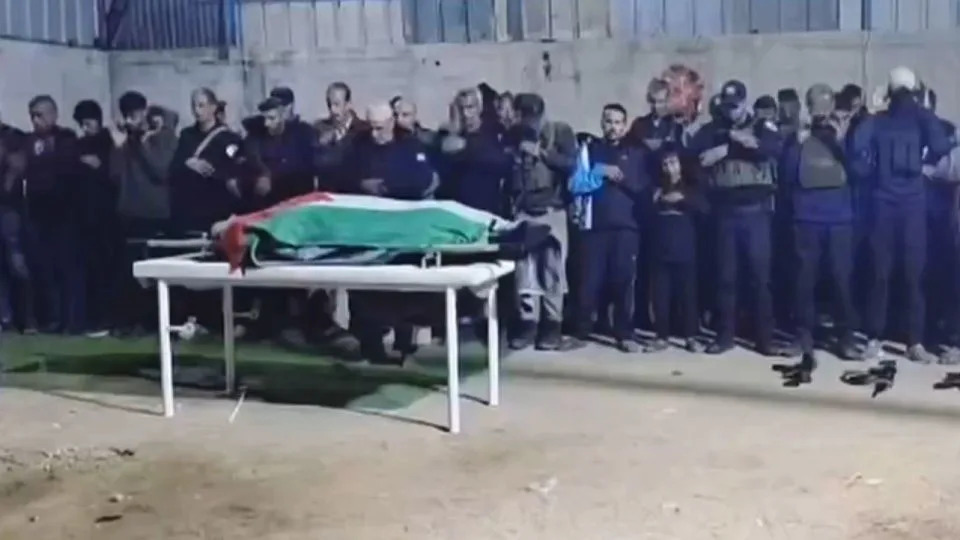   تشييع ياسر أبو شباب - من غسان الدهيني/ فيسبوك