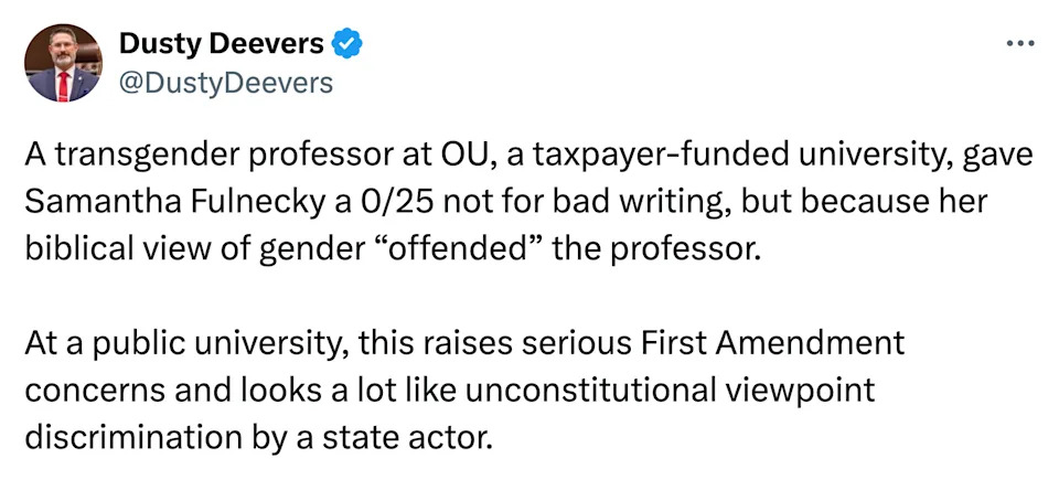 تغريدة حول أستاذ متحول جنسيًا يمنح طالبًا درجة منخفضة بسبب وجهات النظر المتعارضة بشأن الجنس، مما يثير مخاوف بشأن حرية التعبير في إحدى الجامعات العامة