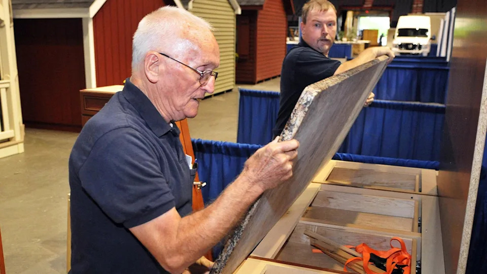 الأب والابن تثبيت كونترتوب الكوارتز