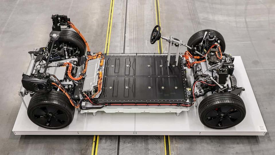 بطارية بورش تايكان