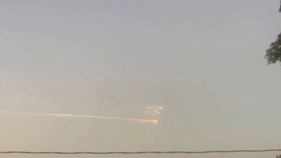 تم رصد حطام صاروخ سبيس إكس الذي تم إطلاقه في تكساس فوق بورت أو برنس بهايتي في 16 يناير 2025. - تلفزيون رويترز