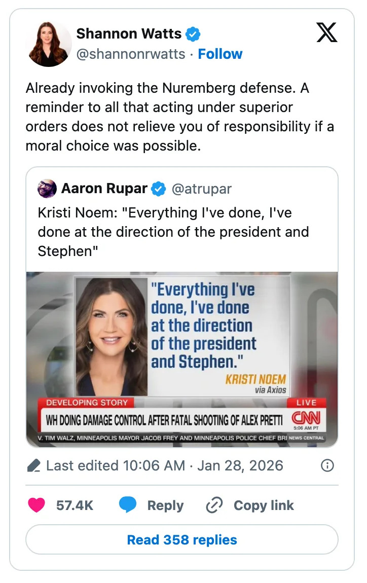 لقطة شاشة للتغريدة تعرض مقطع CNN. تقول كريستي نويم إن المسؤولية تقع على عاتق الرئيس وستيفن