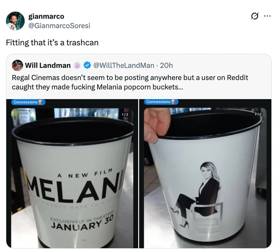 تظهر صورتان دلاء الفشار مع "ميلانيا" ونص تاريخ الإصدار. تشير إحدى التغريدات إلى أن Regal Cinemas تبيع دلاء الفشار التي تحمل طابع ميلانيا