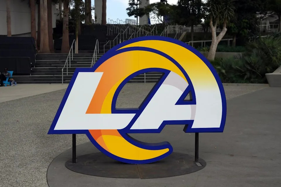 16 أغسطس 2025؛ إنجليوود، كاليفورنيا، الولايات المتحدة الأمريكية؛ شعار لوس أنجلوس رامز في ملعب صوفي. الائتمان الإلزامي: صور كيربي لي-إيماجن