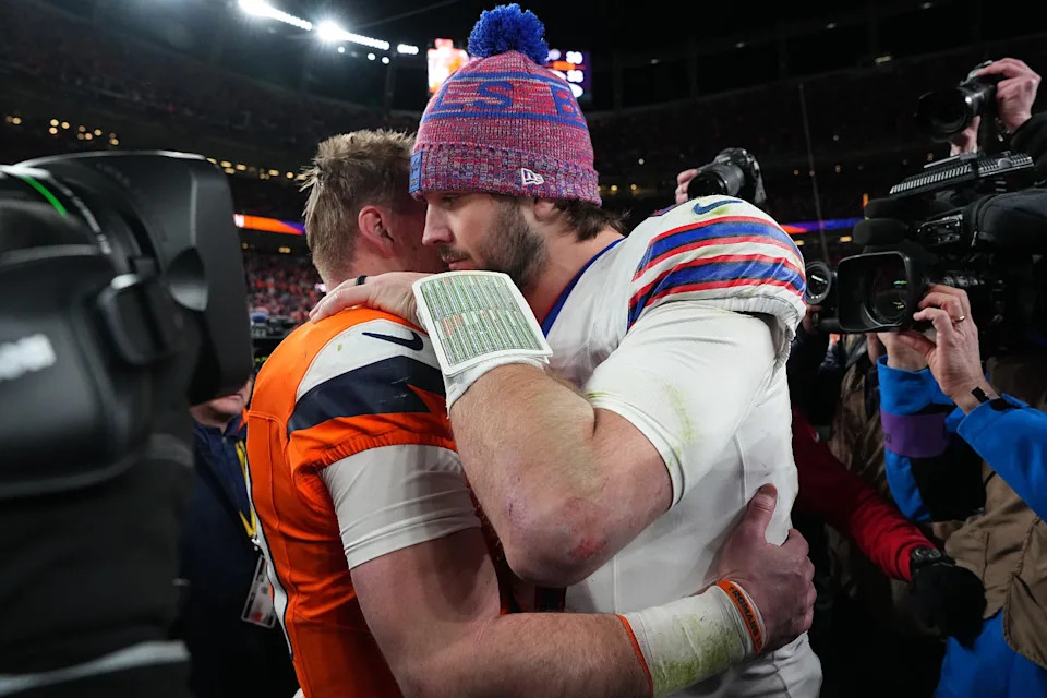 بيلز برونكو لكرة القدم (بارت يونغ / ا ف ب)