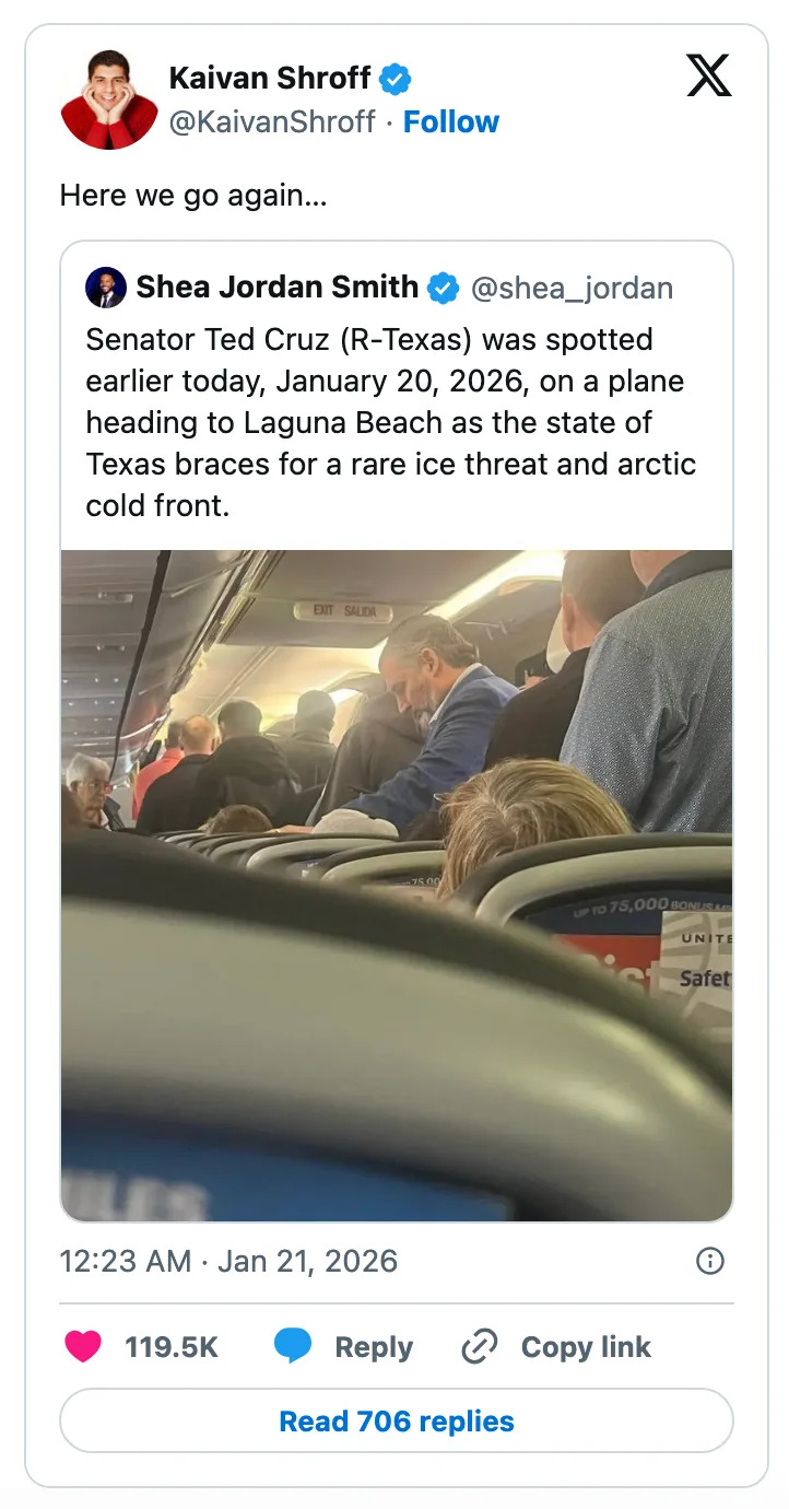 منشور على تويتر يحتوي على صورة تظهر شخصًا تم تحديده على أنه السيناتور تيد كروز على متن طائرة، يتعلق بمخاوف الطقس في تكساس